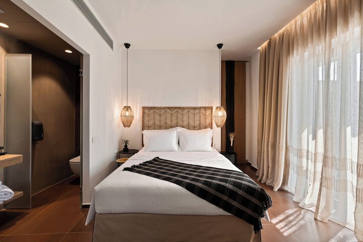 Room 11 of 57