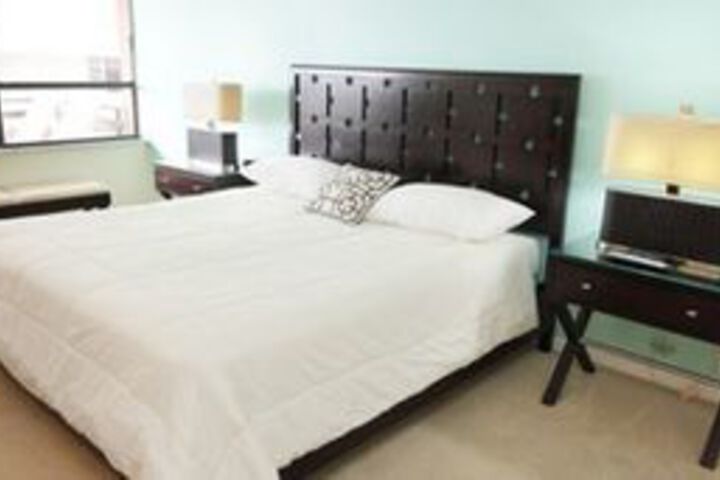 Room 51 of 171