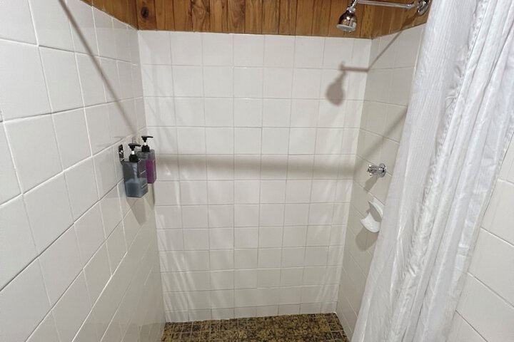 Room 100 of 109