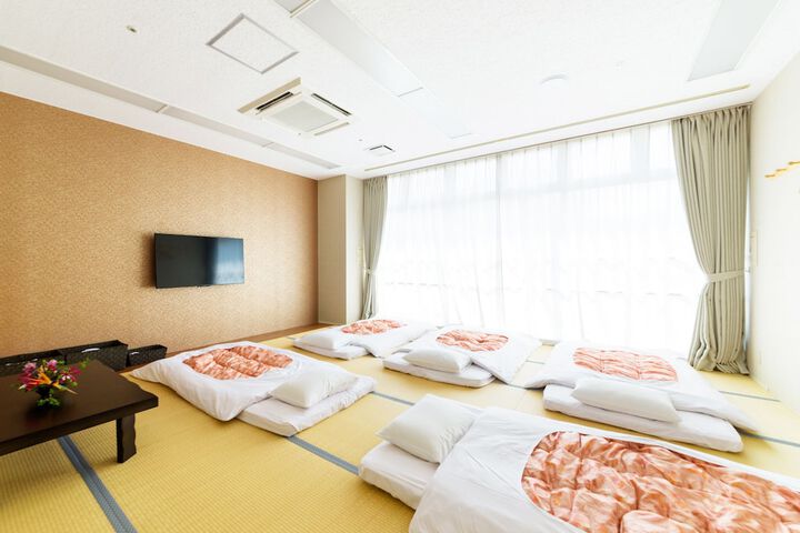Room 19 of 96