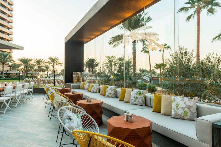 Terrace/Patio 327 of 334