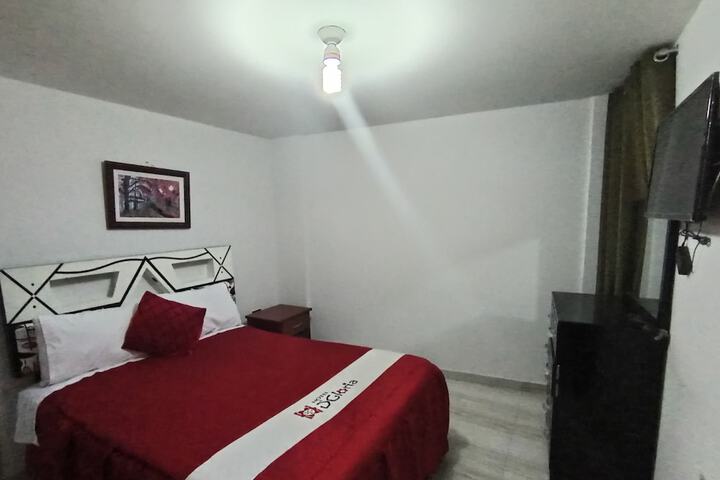 Room 8 of 16