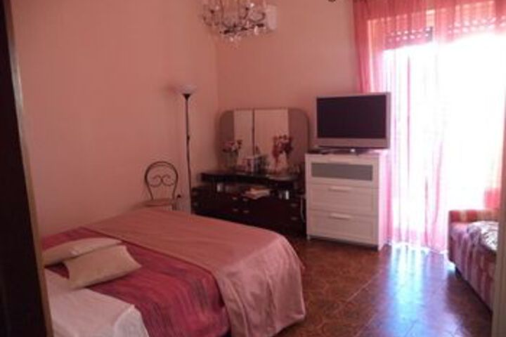 Room 37 of 52