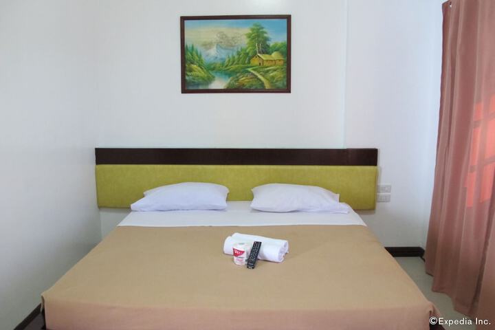 Room 11 of 65