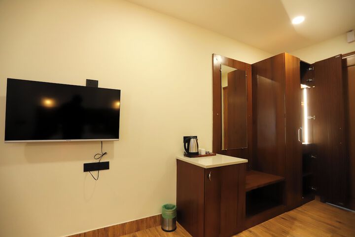 Room 14 of 46