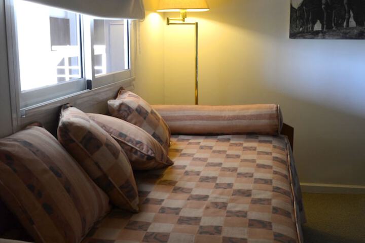Room 22 of 49