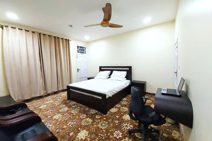 Room 7 of 30