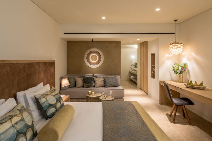 Room 47 of 131