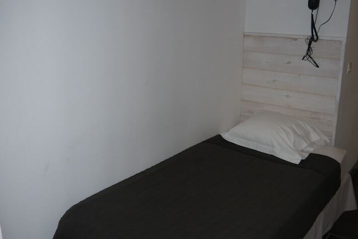 Room 3 of 18