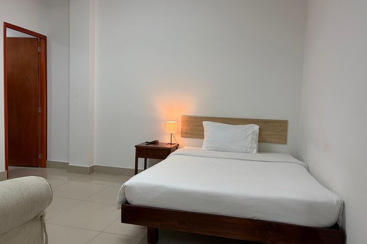 Room 18 of 36