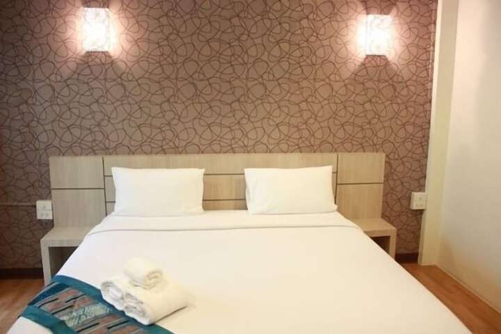 Room 18 of 52