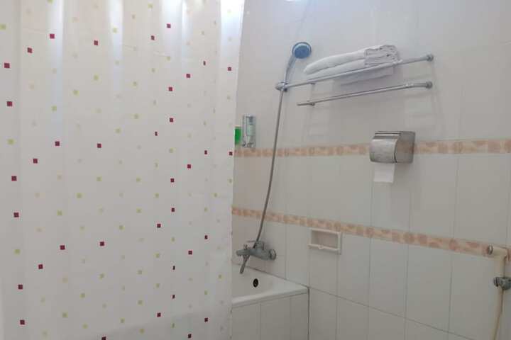 Room 19 of 42