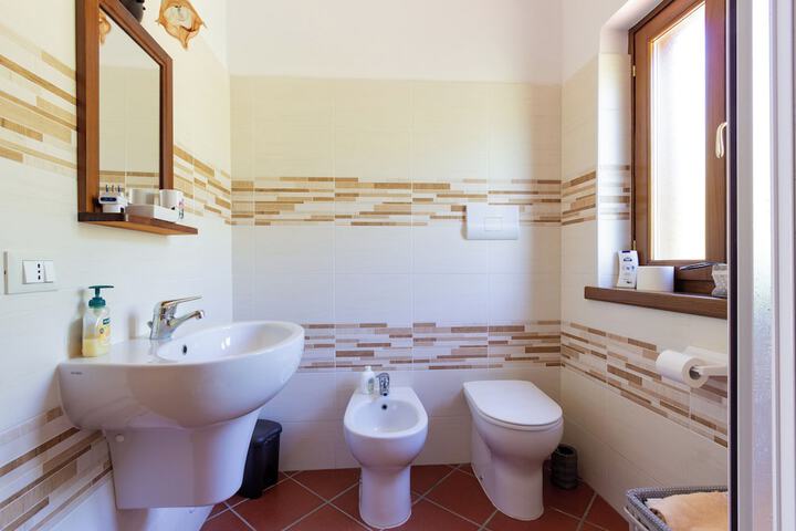 Room 15 of 21