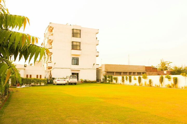 Hotel 26 of 27