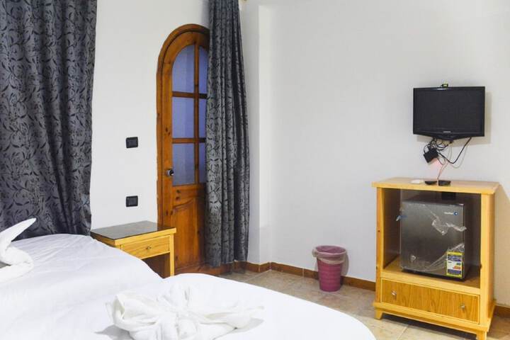 Room 3 of 30