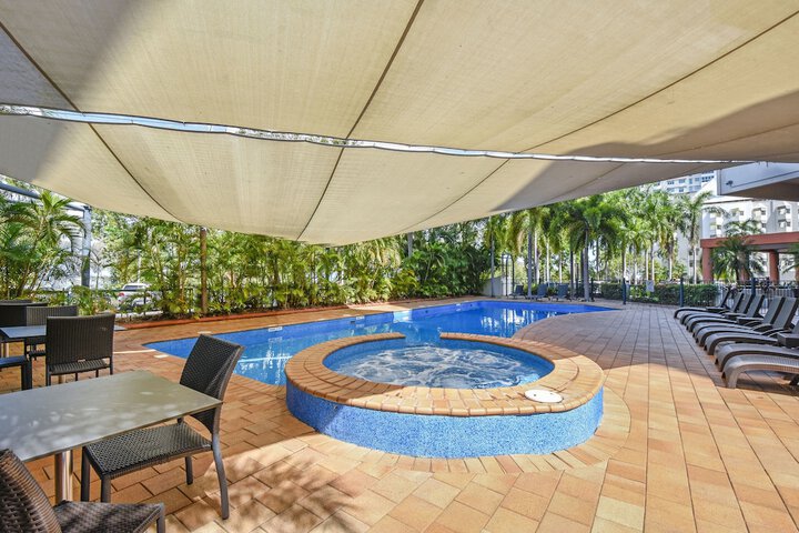 Pool 62 of 74