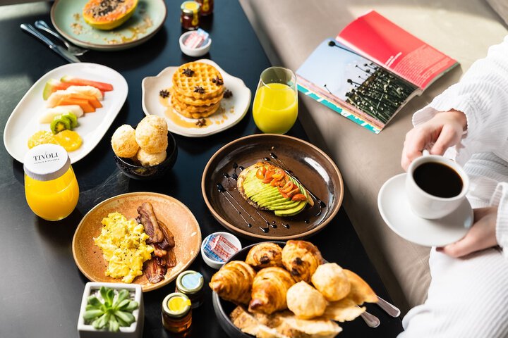 Breakfast/Coffee Service 79 of 89