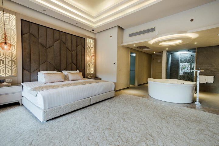 Room 39 of 120