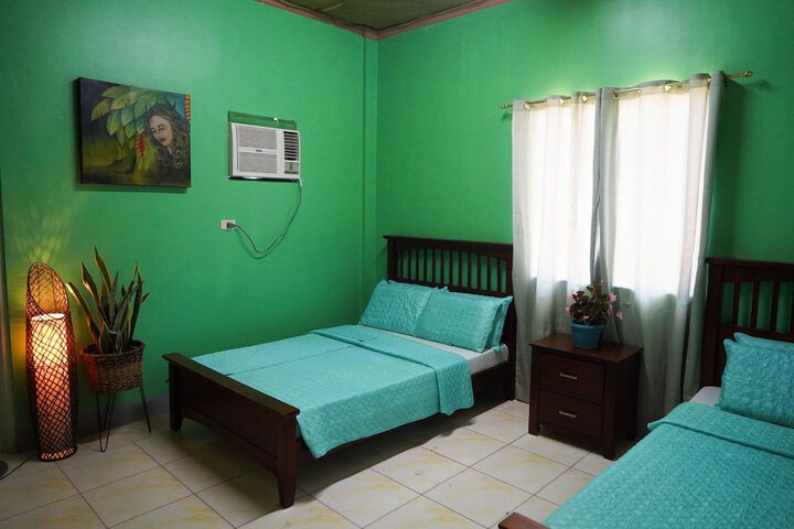 Room 4 of 62