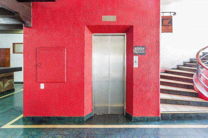 Elevator