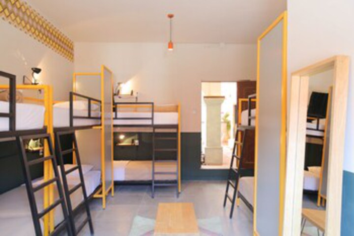 Room 28 of 88