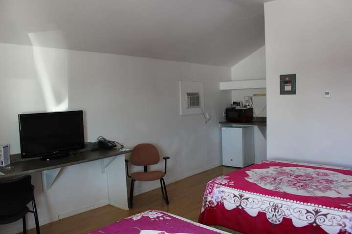 Room 8 of 22