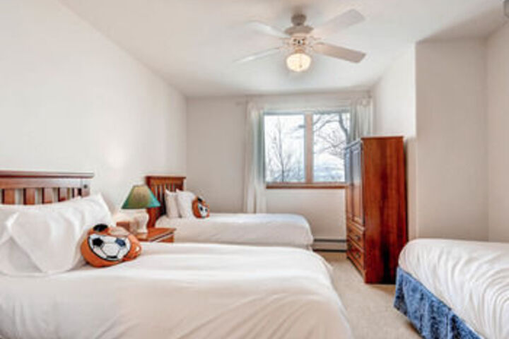 Room 19 of 47