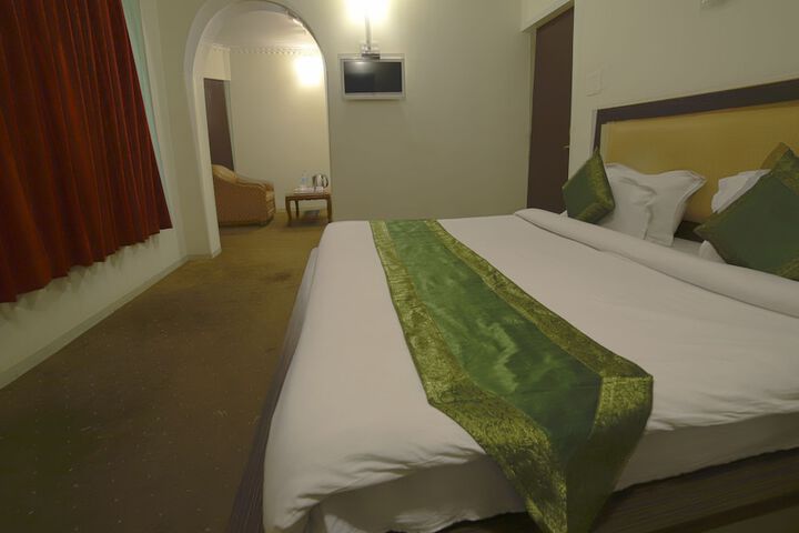 Room 10 of 54