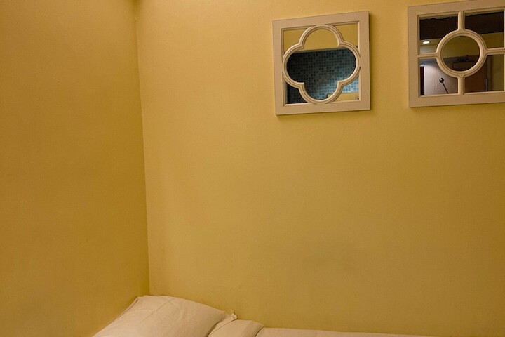 Room 19 of 34