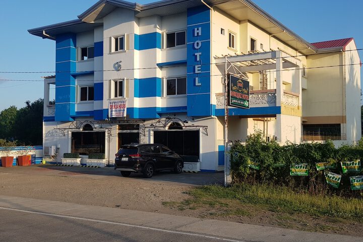 Enriquez Hotel