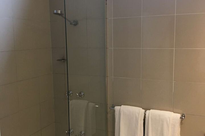 Room 16 of 30