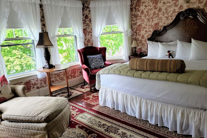 Room 15 of 100