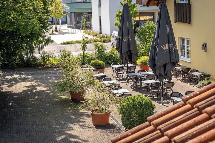 Terrace/Patio 7 of 24