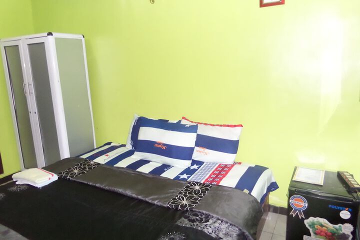 Room 10 of 42