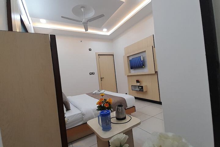 Room 46 of 69