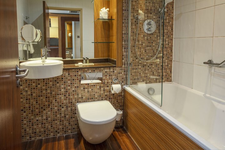 Bath Interior