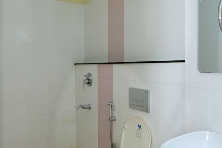 Room 17 of 26