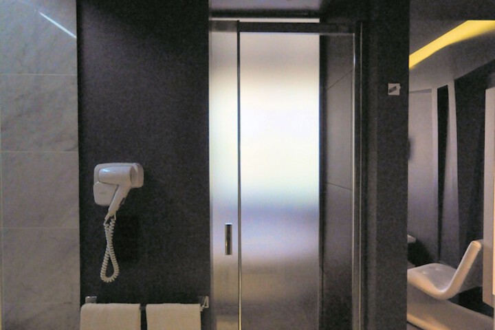 Room 22 of 57