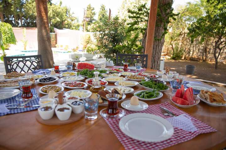 Dining 103 of 139