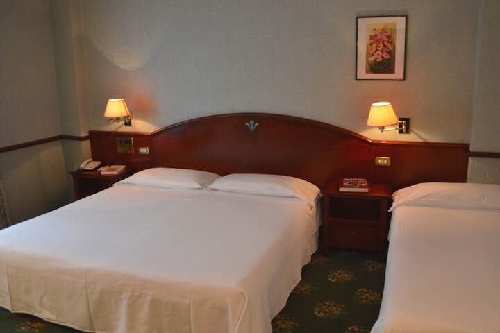 Room 17 of 53