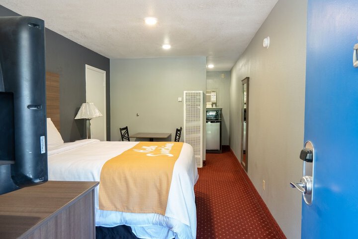 Room 66 of 129