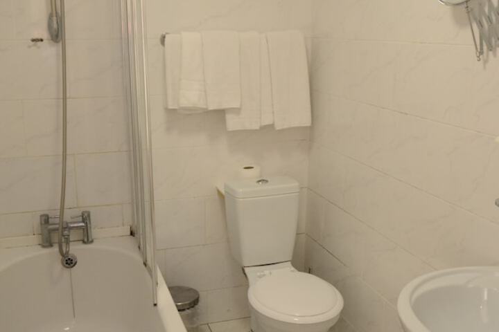 Room 67 of 88