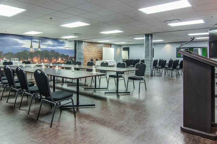 Meeting facility