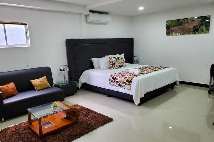 Room 21 of 35