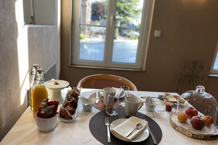 Breakfast/Coffee Service 27 of 44