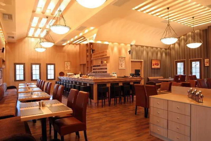 restaurant