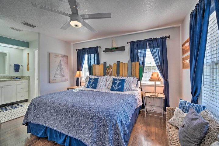 Room 4 of 79