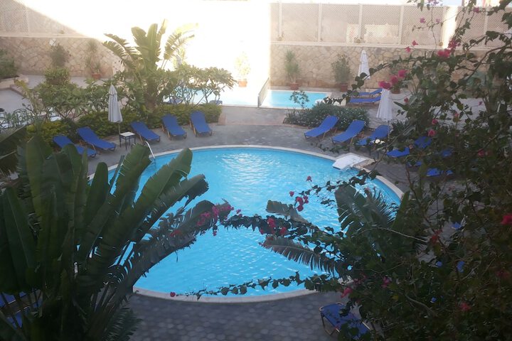 Pool 9 of 13