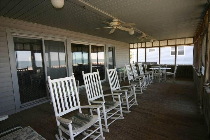 Terrace/Patio 11 of 13