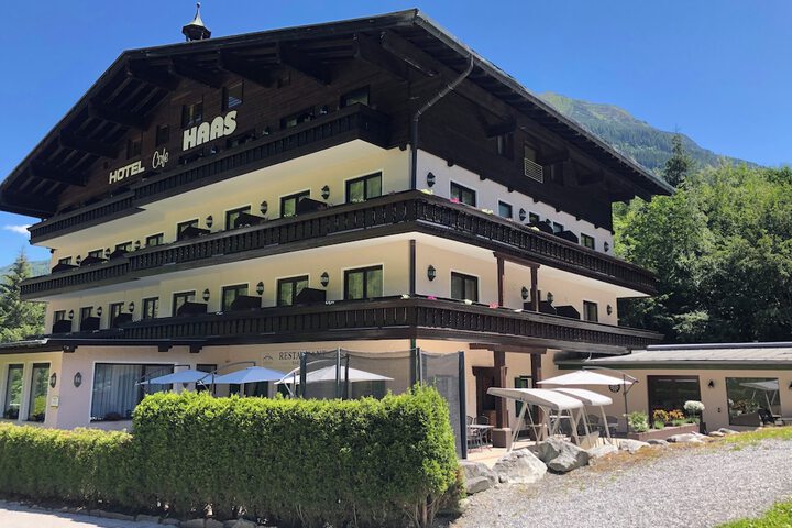 Hotel 56 of 60